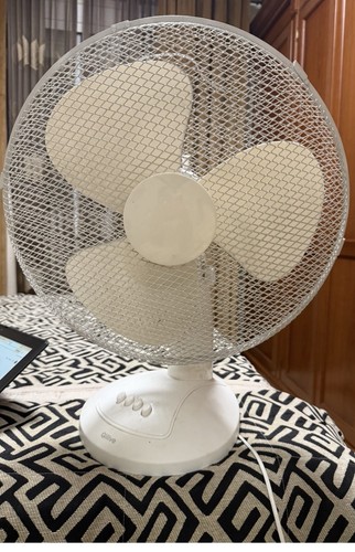 White table desk fan push - table/desk,